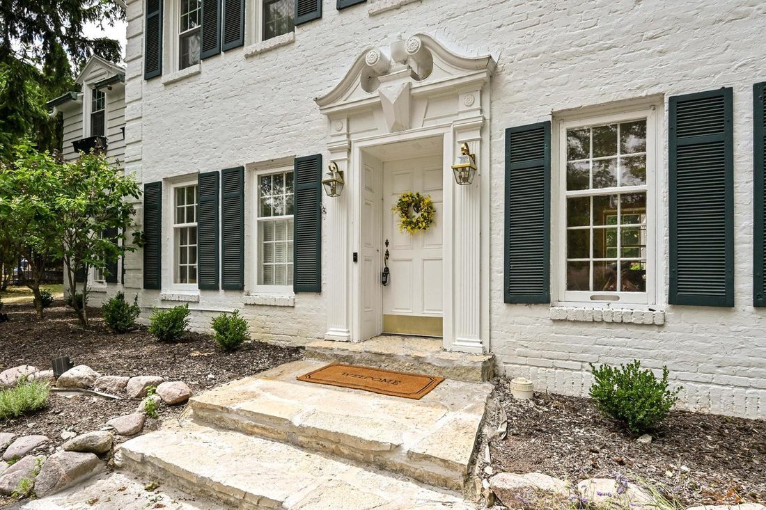 House in Elm Grove, Wisconsin, United States 4 - 18551142