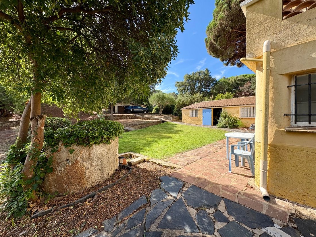 House in Ville-Les Saquedes-Le Bouillonnet, Sainte-Maxime, France 5 - 18553257