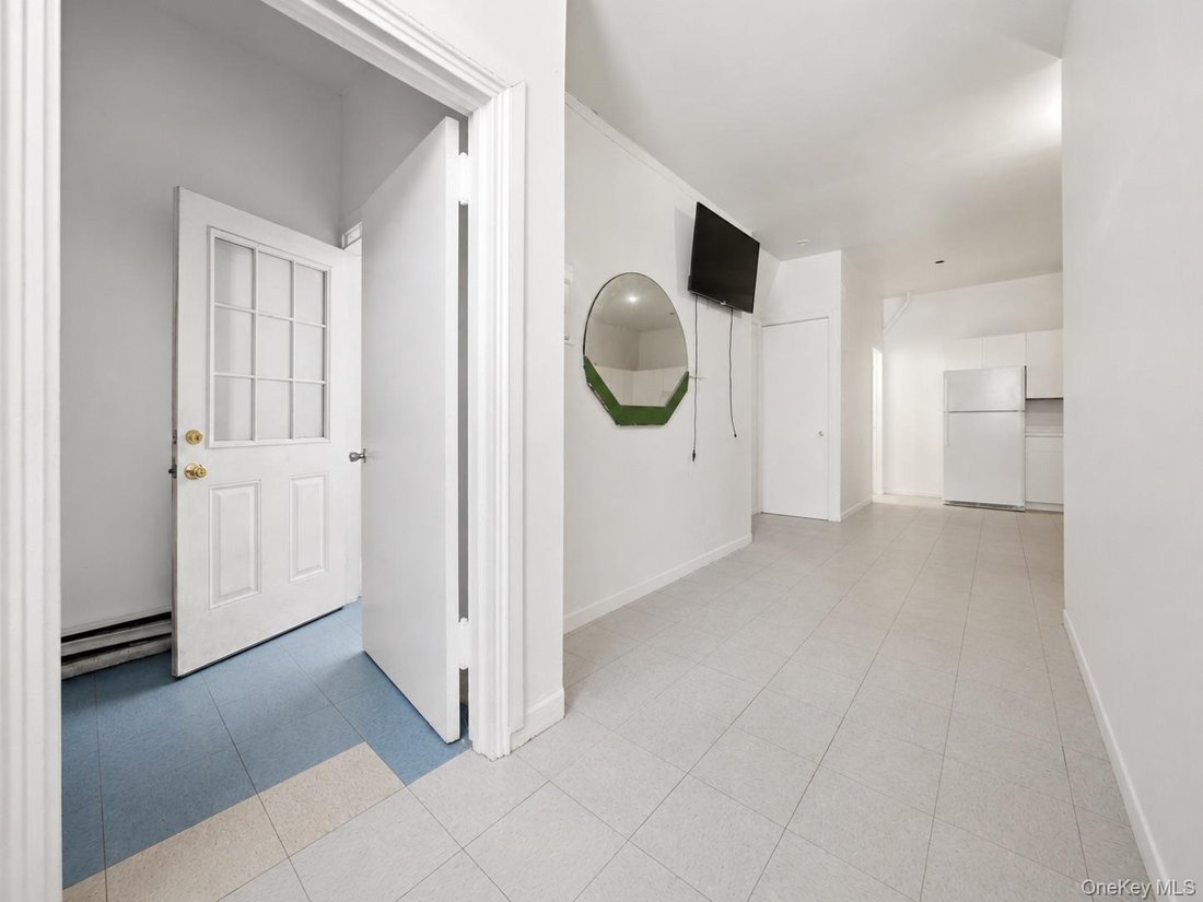 House in Bronx, New York, United States 3 - 18553139