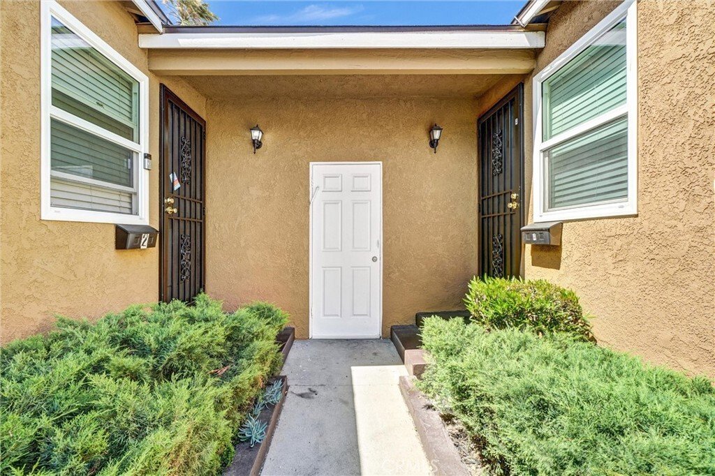 House in Signal Hill, California, United States 3 - 18097811