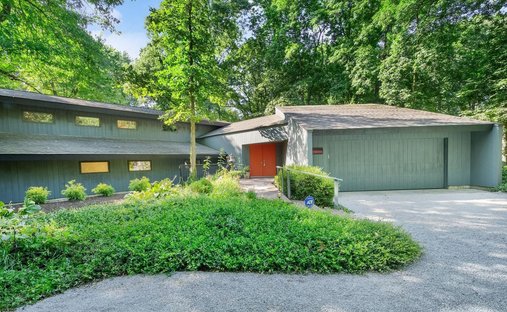 House in Warrenville, Illinois, United States 1