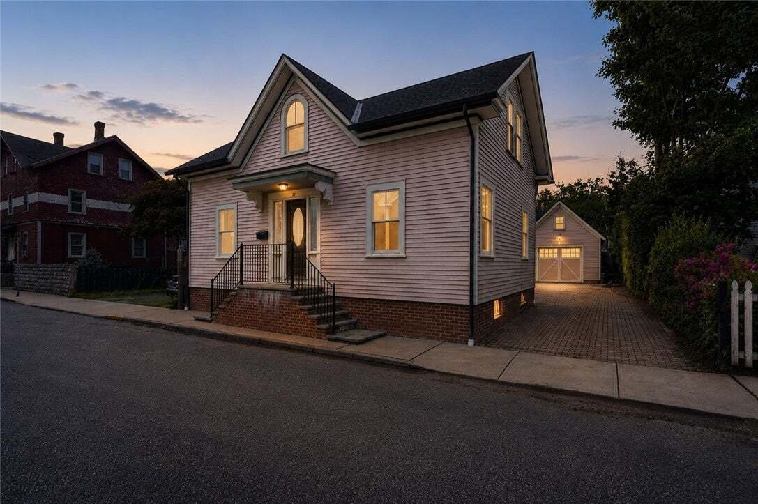 Newport, Rhode Island, United States 2 - 18318161