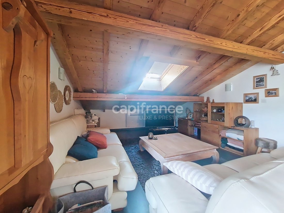 Chalet in Saint-Gervais-les-Bains, Auvergne-Rhône-Alpes, France 2 - 16075762