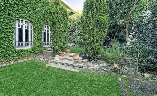 House in Centre Ville, Reims, France 1