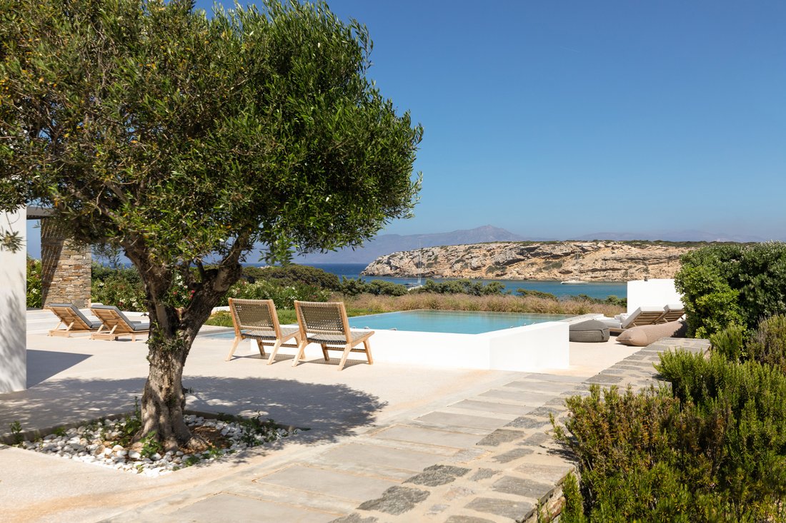 Villa in Paros, Aegean, Greece 2 - 18548301