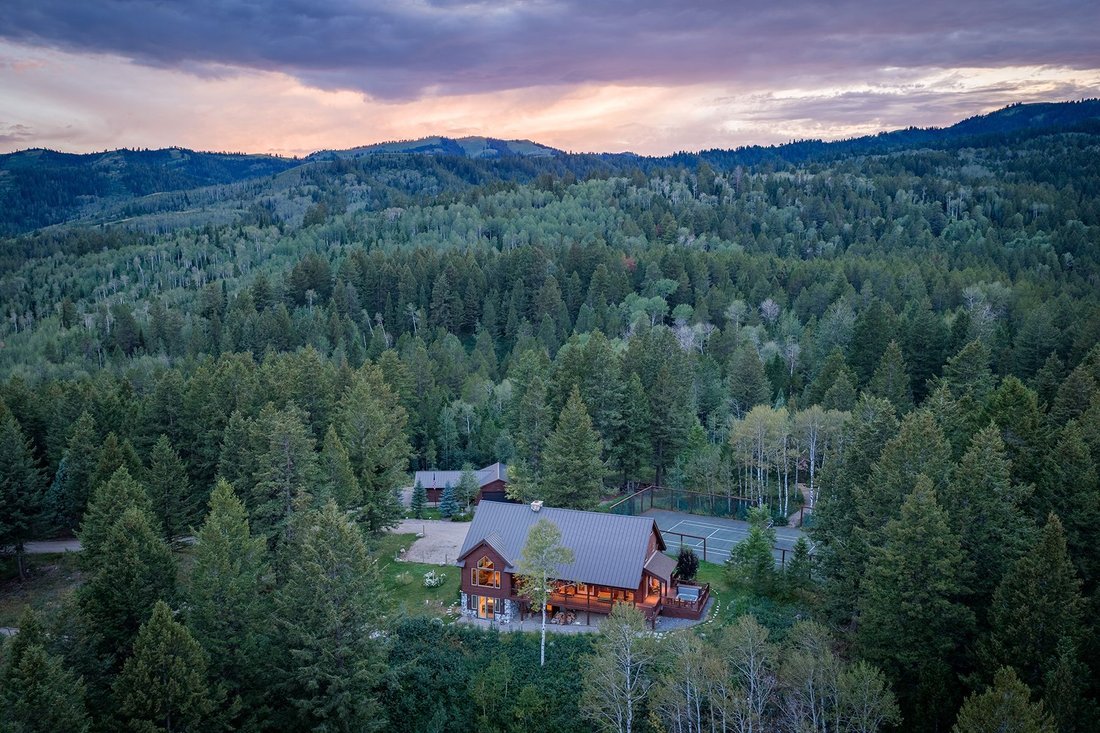 House in Victor, Idaho, United States 2 - 18056184