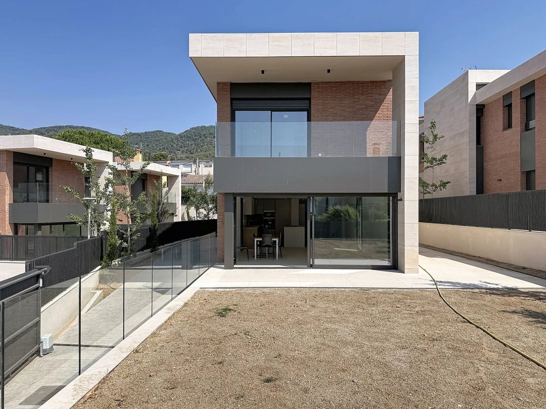 House in Premia de Dalt, Catalonia, Spain 4 - 18553267