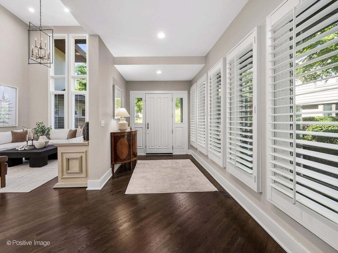 Condo in Hinsdale, Illinois, United States 2 - 18548789
