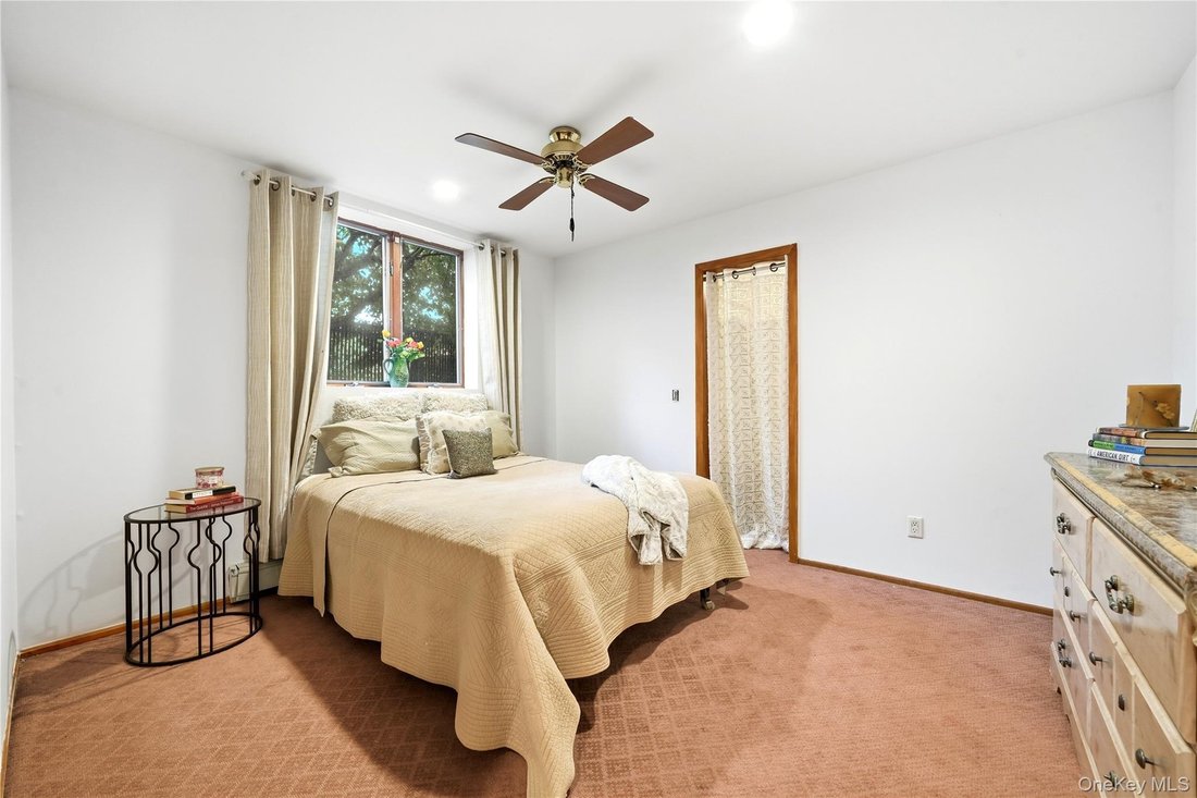 House in Bayville, New York, United States 5 - 18551156