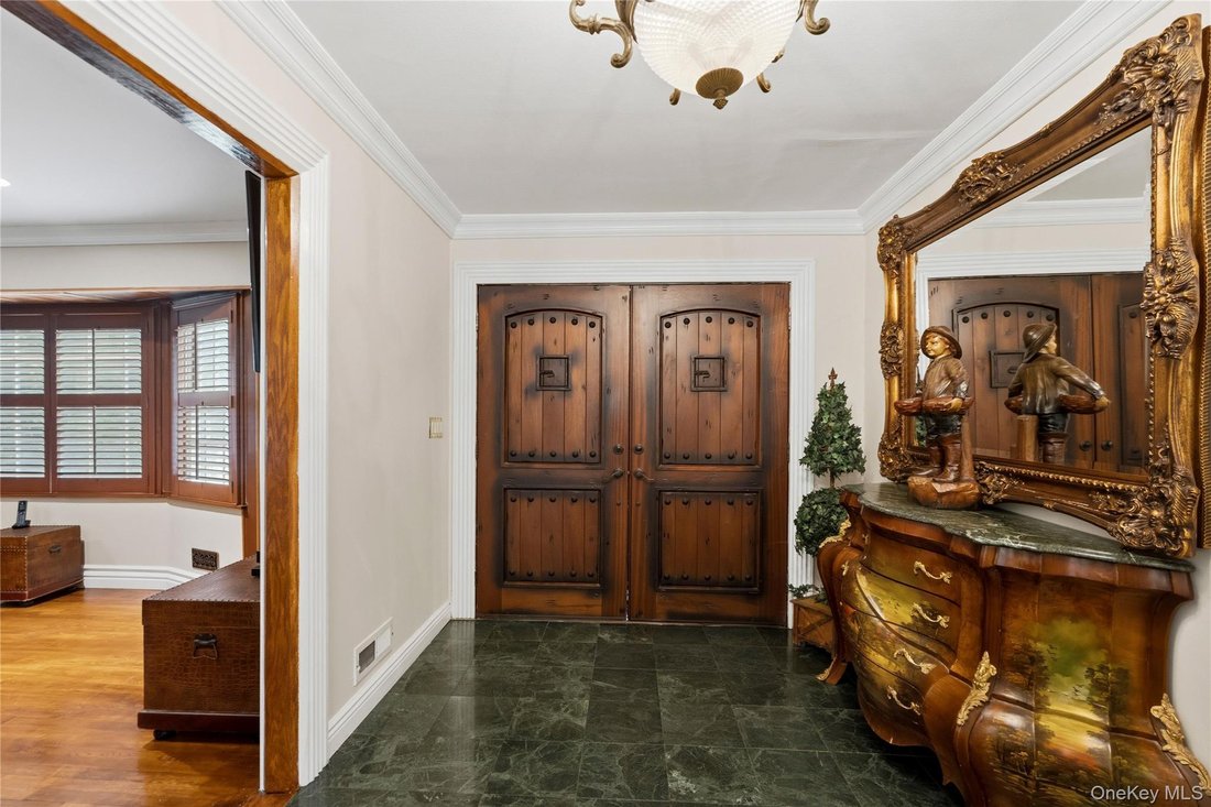 House in Roslyn, New York, United States 3 - 18553052
