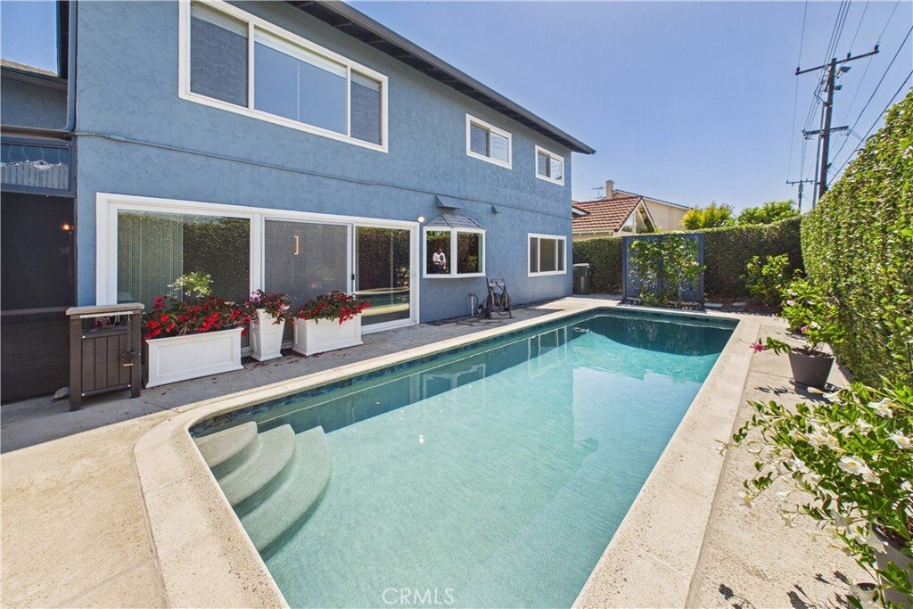 House in Cypress, California, United States 3 - 18012110