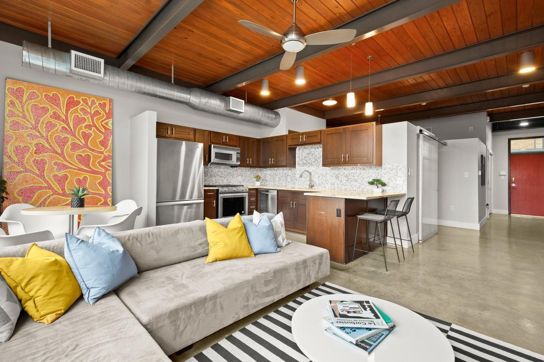 Condo in Austin, Texas, United States 1 - 18553164