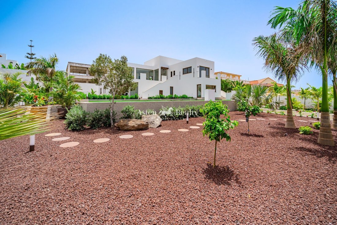 Villa in Adeje, Canary Islands, Spain 2 - 18549291