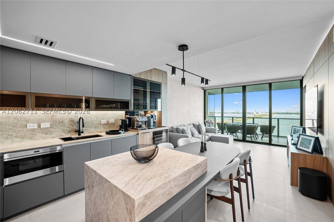 Condo in Miami, Florida, United States 2 - 18551893