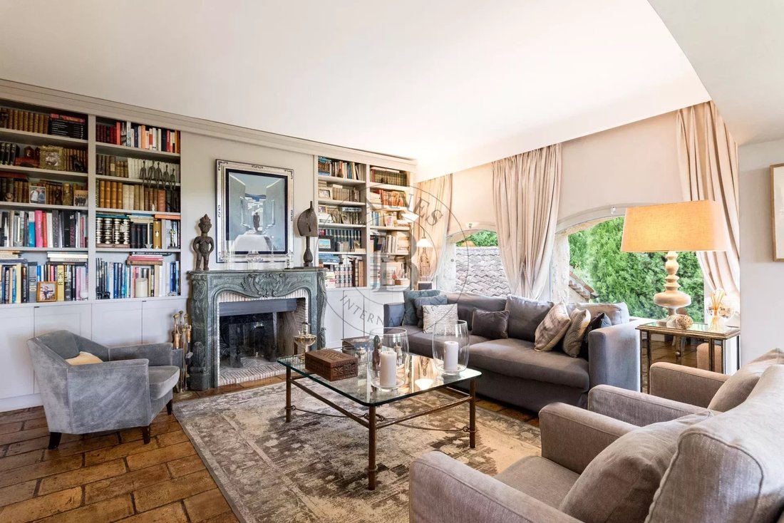 Villa in Les Indes les-Groulles, Mouans-Sartoux, France 4 - 17039108