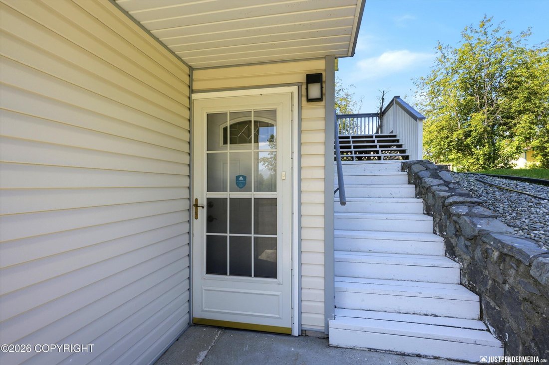 House in Anchorage, Alaska, United States 2 - 18551287