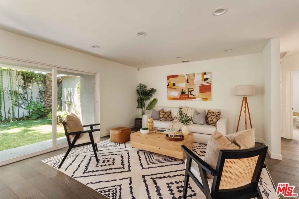 House in Los Angeles, California, United States 3 - 18551059