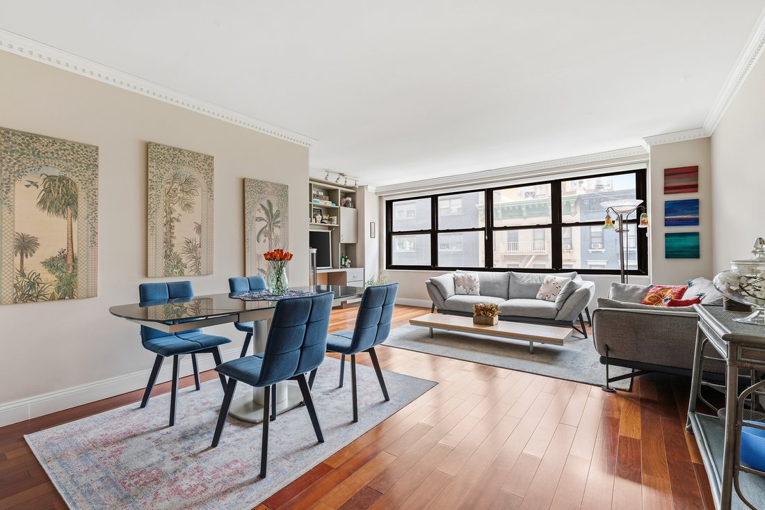 New York, New York, United States 1 - 18553141
