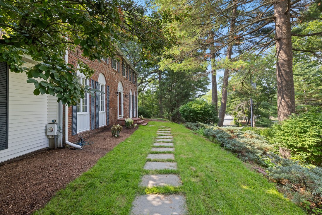 Maison à Westwood, Massachusetts, États-Unis 4 - 18549122