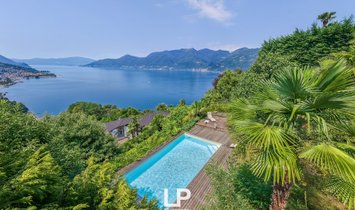 Haus in Luino, Lombardei, Italien 1