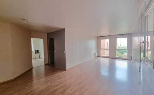 Apartment in Arrondissement of Bobigny, Ile-de-France, France 1