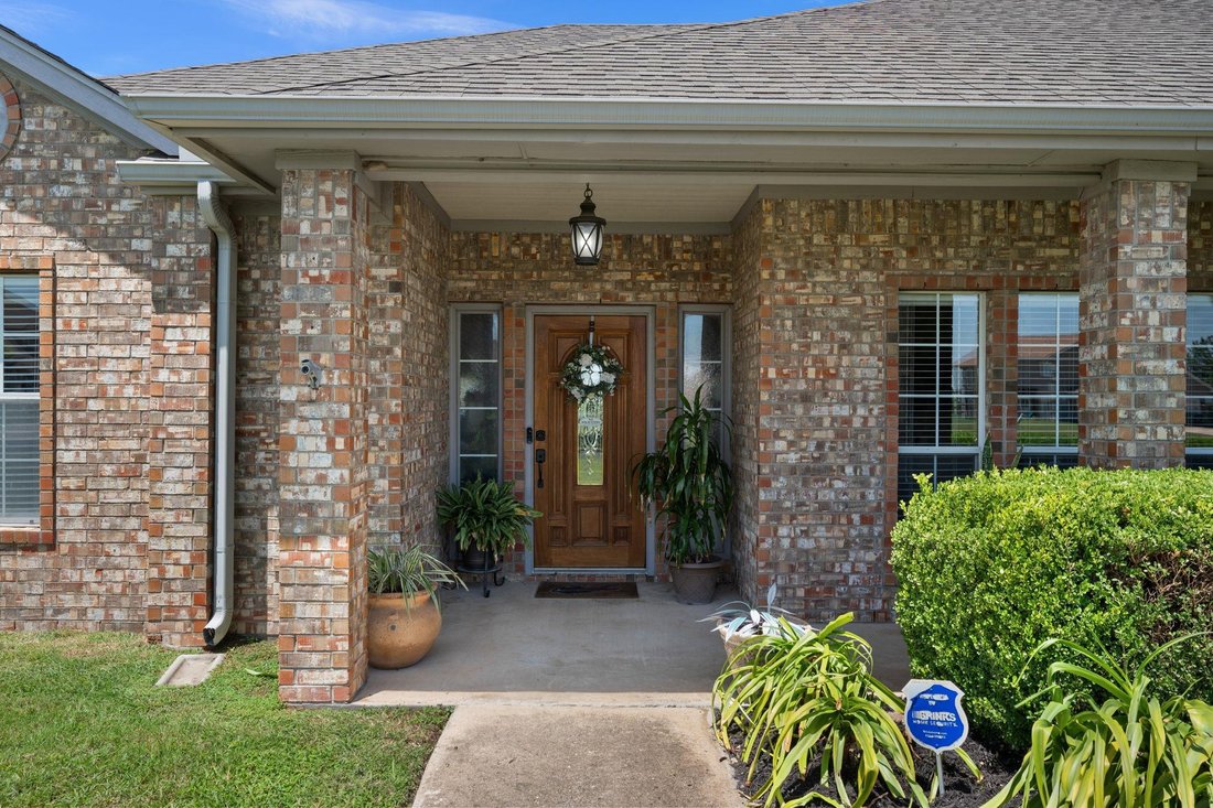 House in Hutto, Texas, United States 4 - 18551699