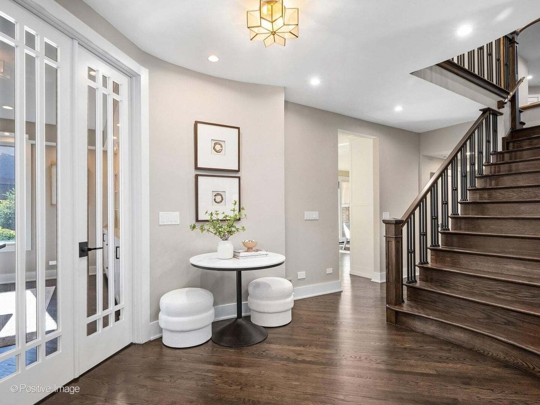 Condo in Hinsdale, Illinois, United States 4 - 18548789