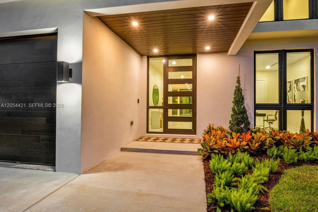 House in Miami, Florida, United States 5 - 18550743