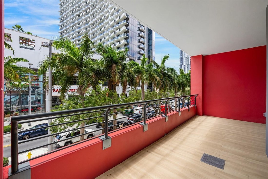 Condo in Miami, Florida, United States 4 - 18553129