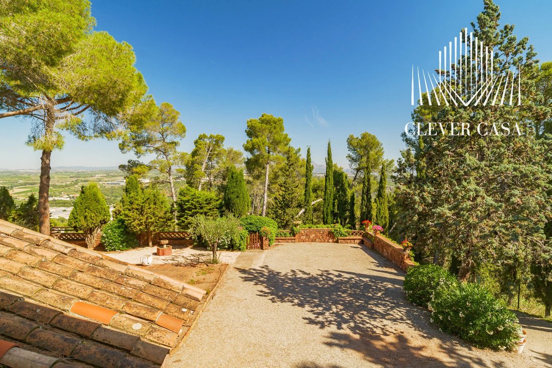 Villa in Sant Feliu de Llobregat, Katalonien, Spanien 5 - 18551186