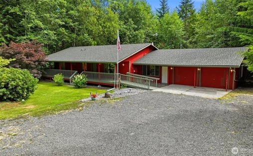 House in Poulsbo, Washington, United States 1