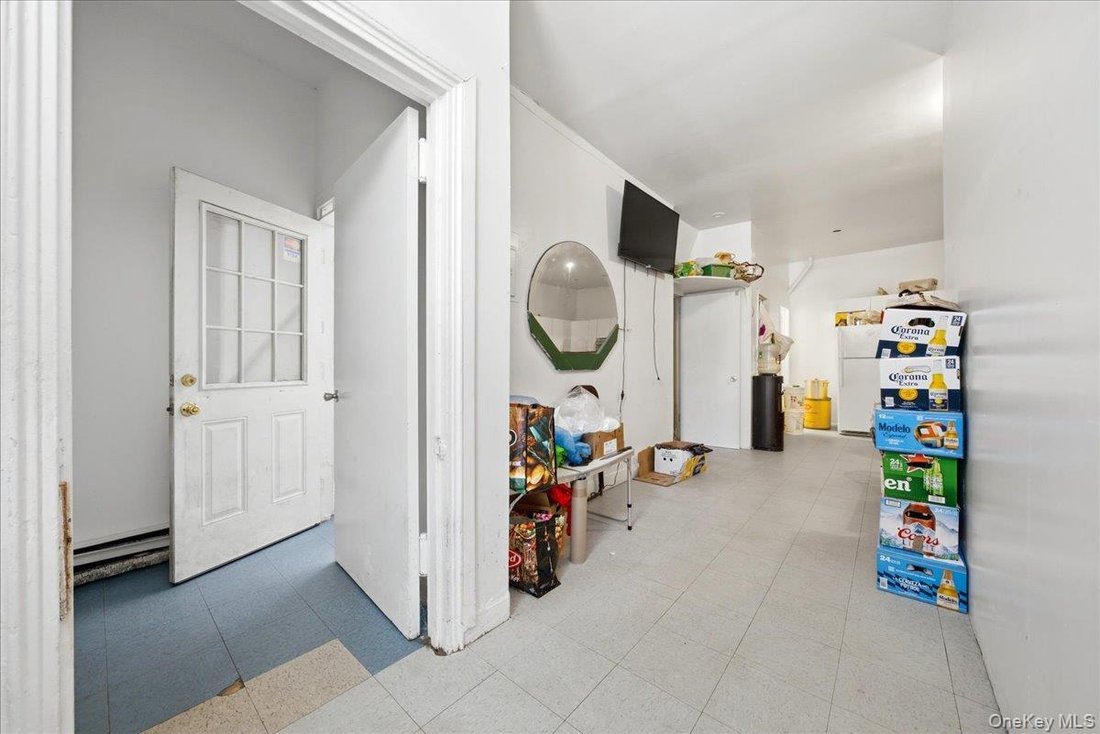 House in Bronx, New York, United States 5 - 18553139