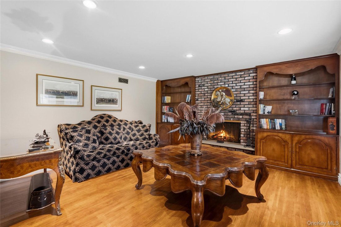 House in Roslyn, New York, United States 5 - 18553052