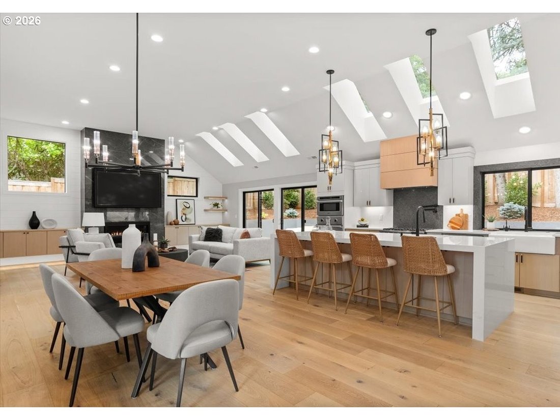 House in Lake Oswego, Oregon, United States 2 - 18554180