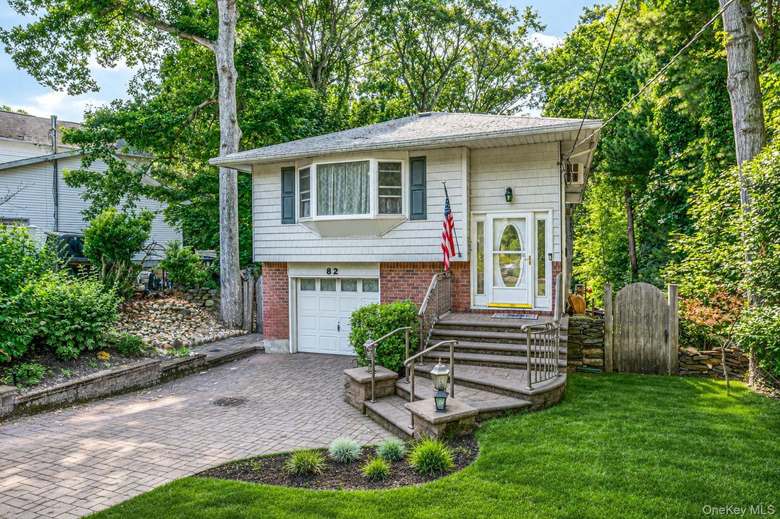 House in Smithtown, New York, United States 1 - 18522234