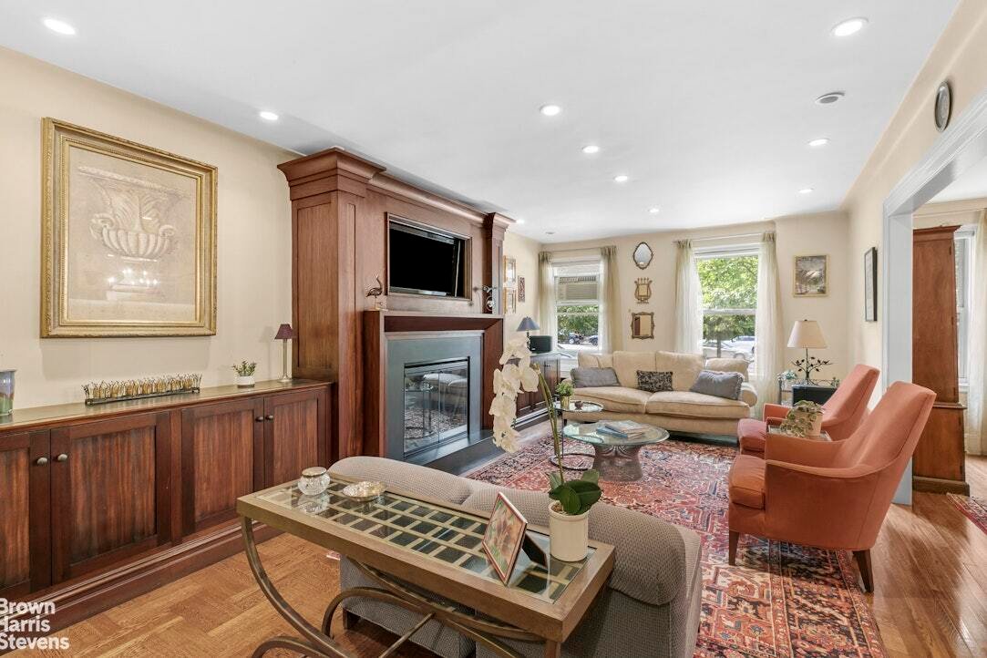 Co Op in New York, New York, United States 2 - 18552396