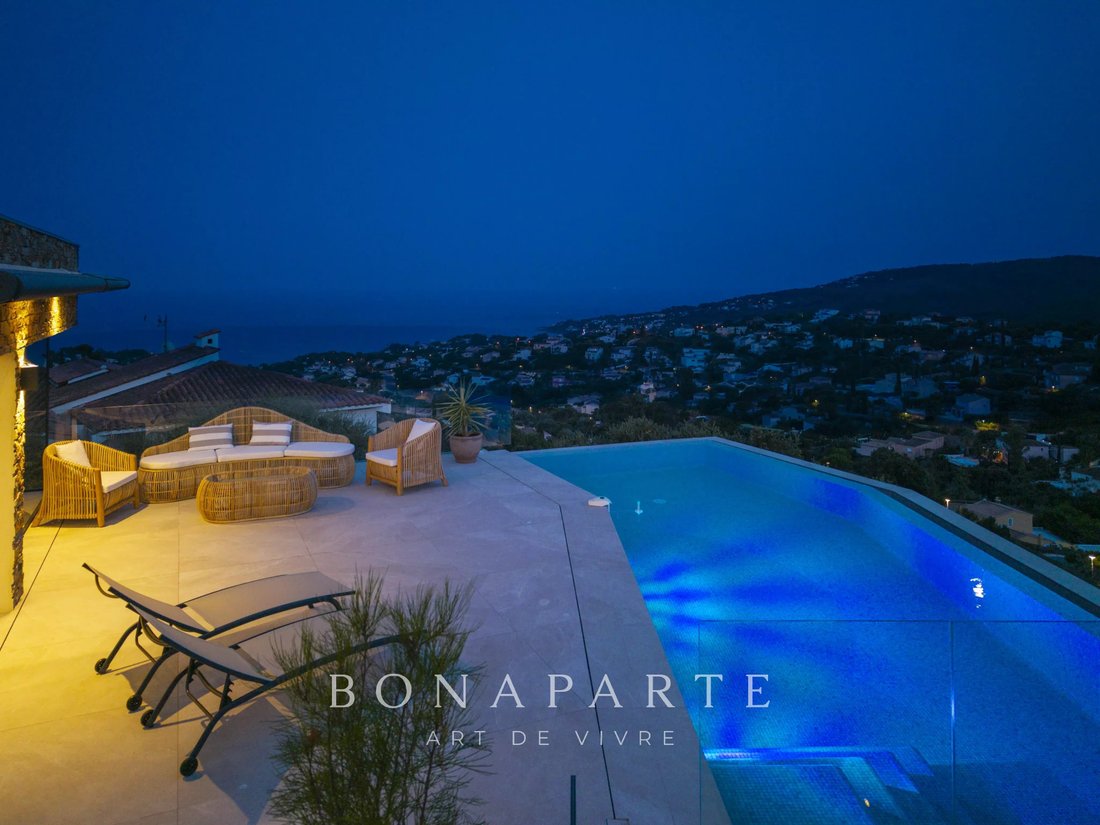 Villa in Ecarts, Roquebrune-sur-Argens, France 4 - 17562885
