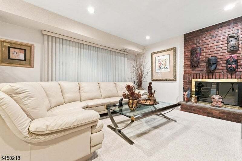 House in Mountain Lakes, New Jersey, United States 5 - 18552968
