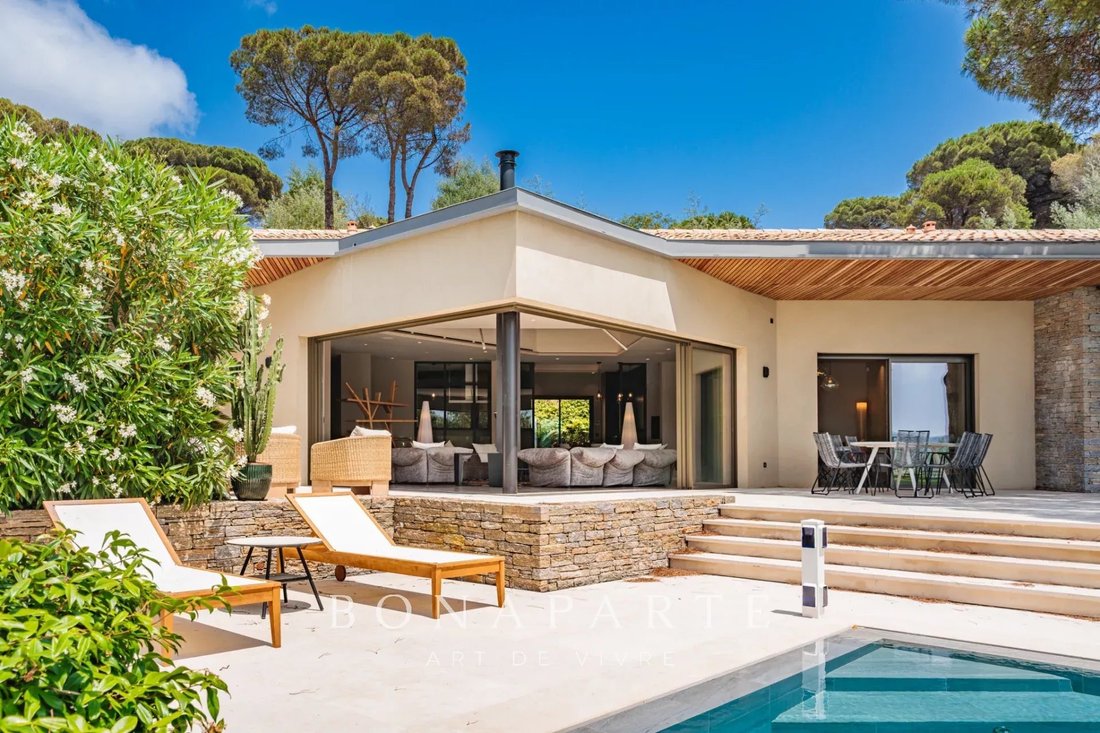 Villa in Ramatuelle, Provence-Alpes-Côte d'Azur, France 4 - 18549549