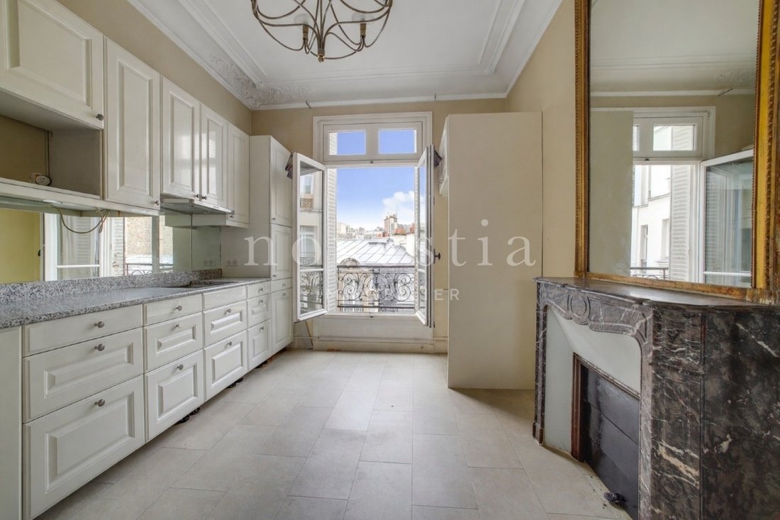 Apartment in Porte Dauphine, Paris 16e Arrondissement, Paris 5 - 18548480