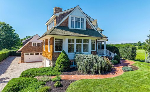House in Aquebogue, New York, United States 1