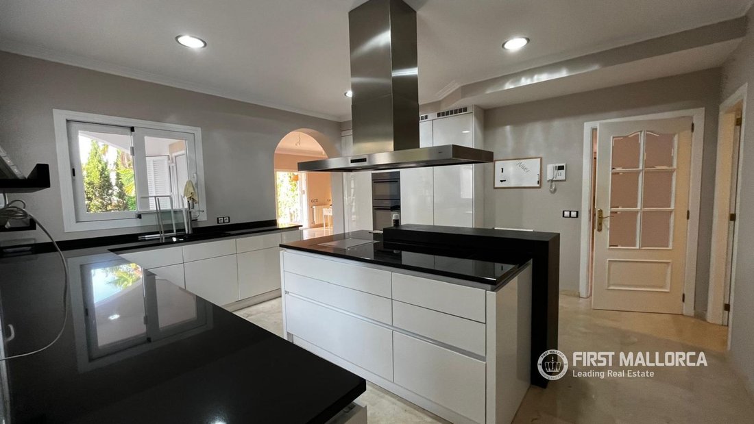 Villa in Santa Ponsa, Balearic Islands, Spain 5 - 18549588