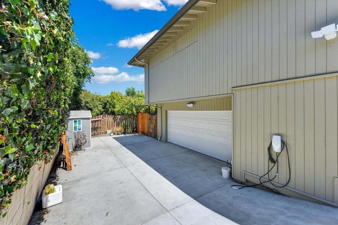 House in Fullerton, California, United States 5 - 18552503
