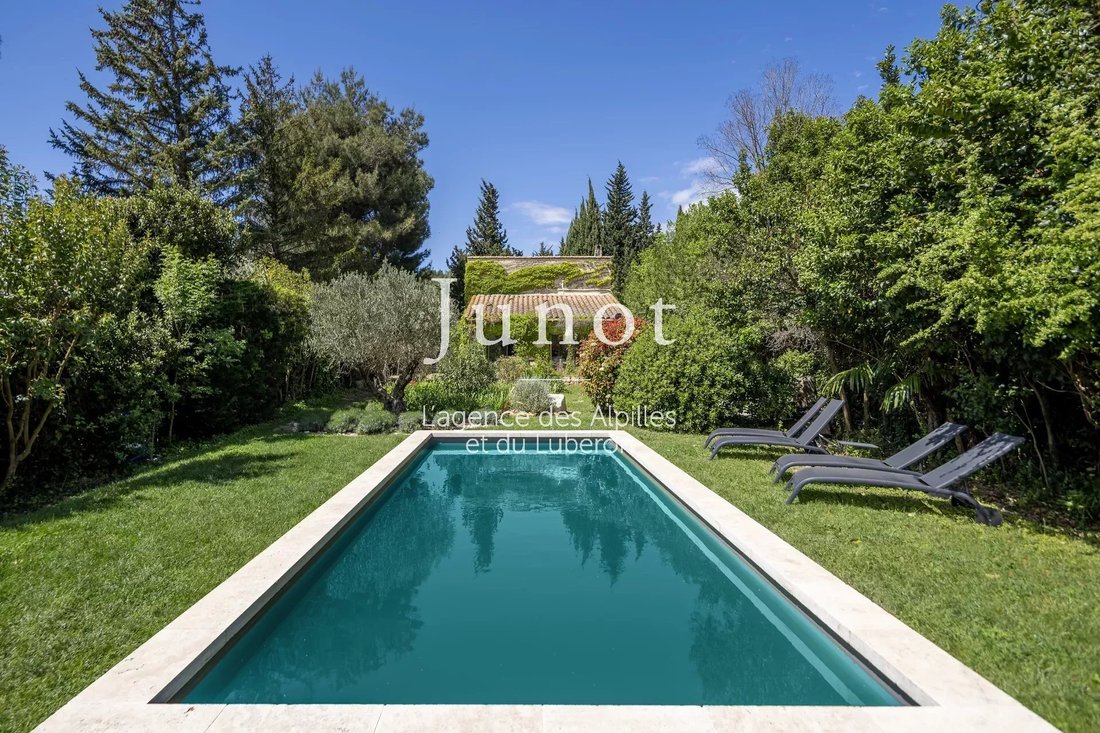 House in Maussane-les-Alpilles, Provence-Alpes-Côte d'Azur, France 2 - 18549932