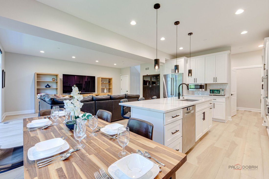 Townhouse in Wheeling, Illinois, United States 5 - 18552672