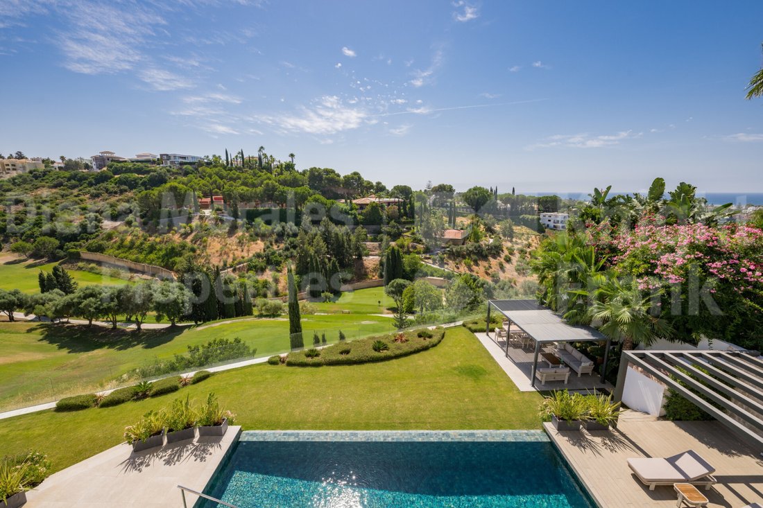 Villa in Cancelada, Estepona, Andalusia 2 - 18549261