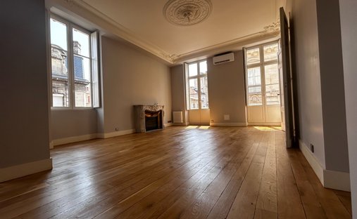 Apartment in Saint Bruno-Saint Augustin, Bordeaux, France 1