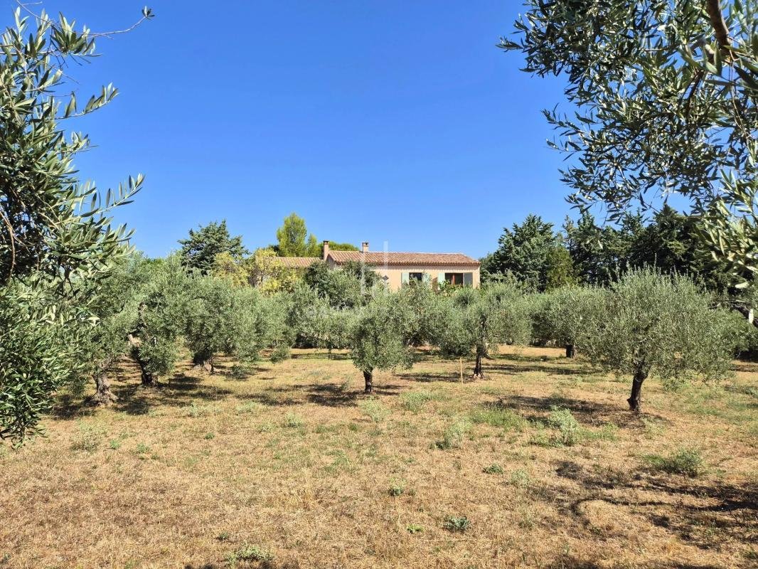 House in Saint-Rémy-de-Provence, Provence-Alpes-Côte d'Azur, France 4 - 18553035
