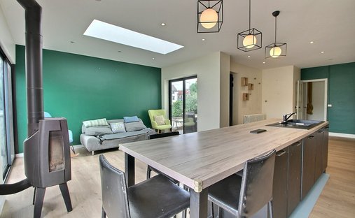 Villa in Centre, Nanterre, France 1