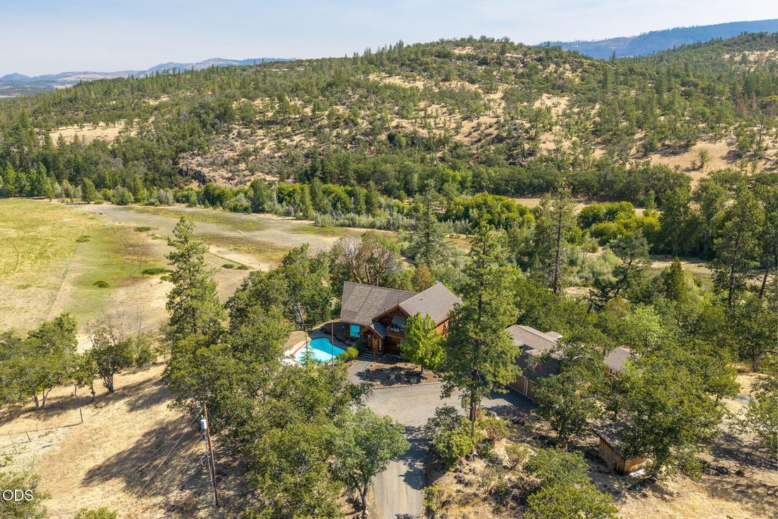 House in Eagle Point, Oregon, United States 4 - 18554184